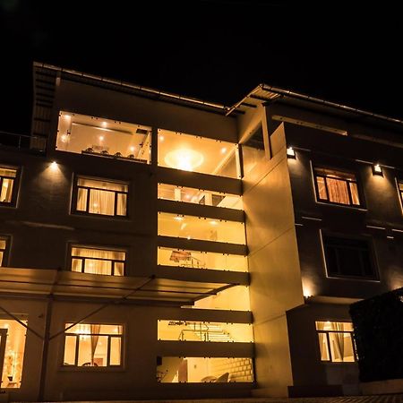 Hotel Blue Waves Jangli Ghāt Екстериор снимка
