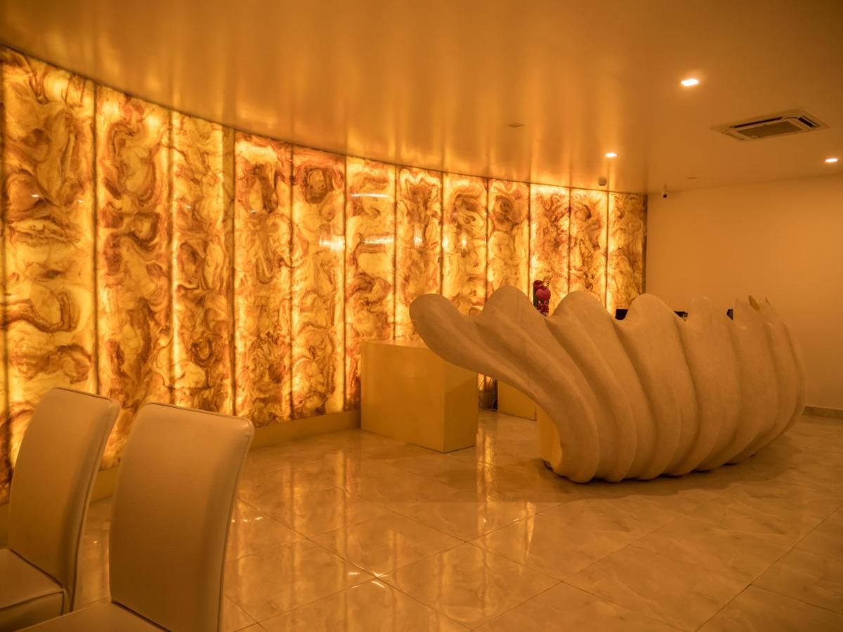 Hotel Blue Waves Jangli Ghāt Екстериор снимка